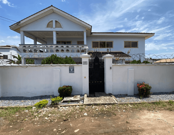featured house