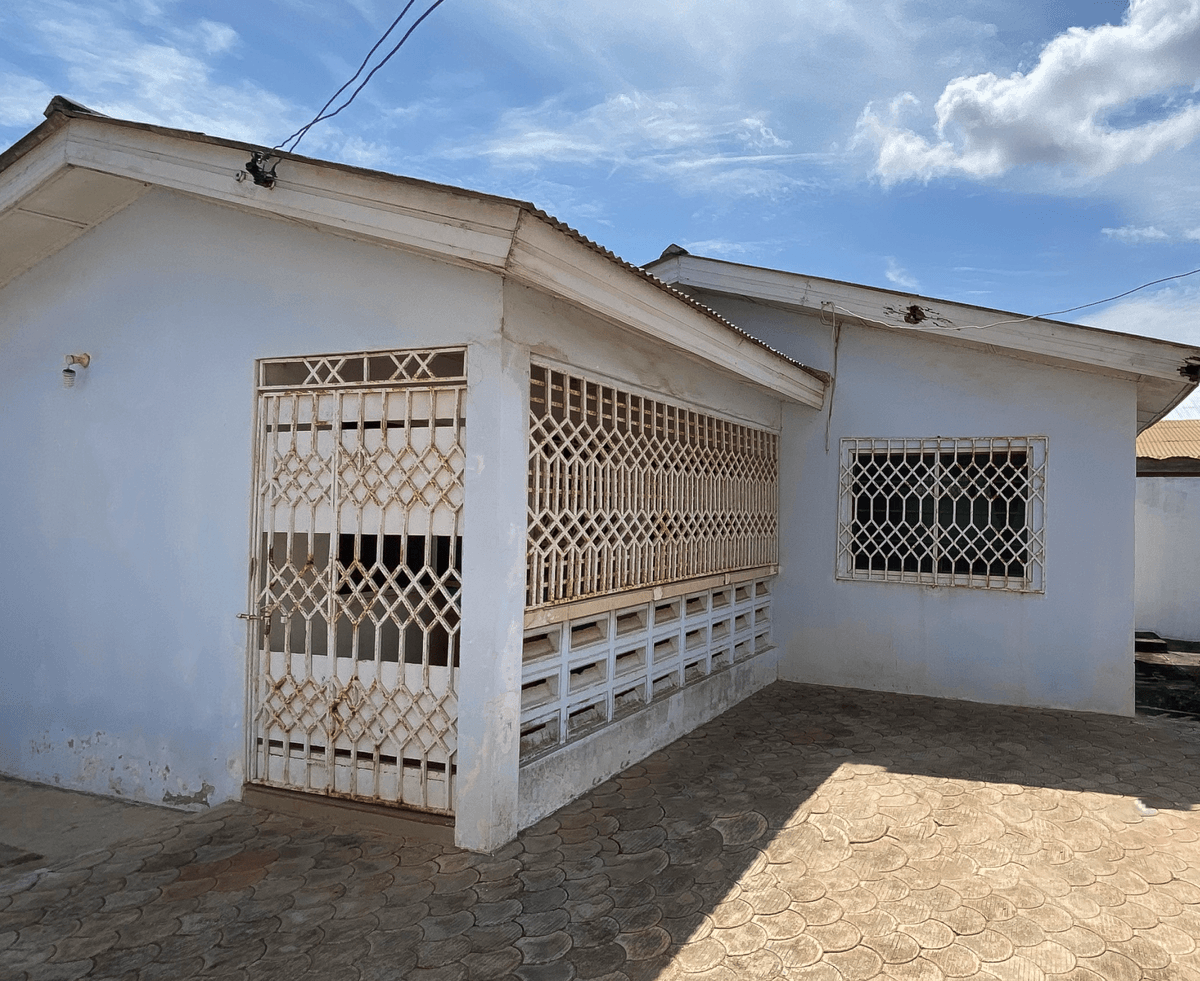 featured house